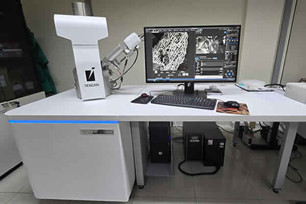 Microscópio Eletrônico de Varredura – Tescan VEGA LMU