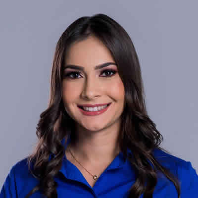 Carolina Araújo